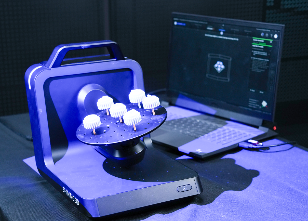 Automatic Dual-Axis Turntable
